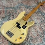 Fender Vintera II 50's Precision Bass, Desert Sand